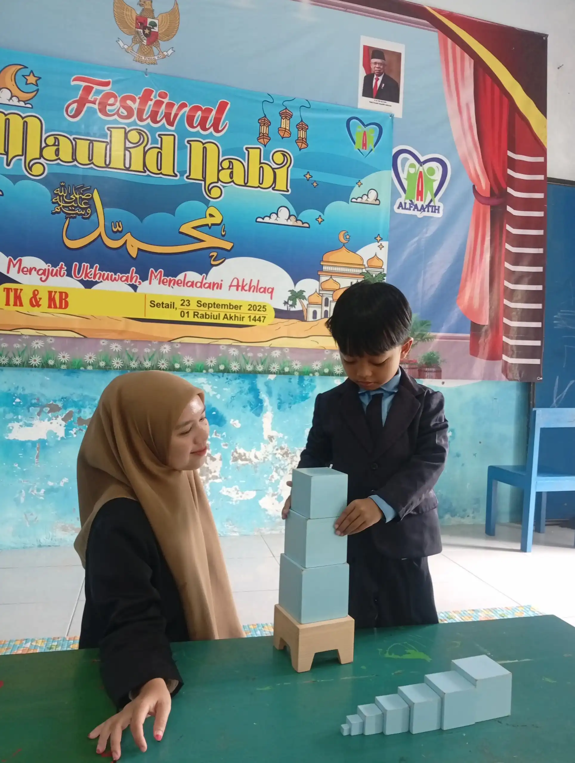 Privat Montessori 1928x2560 1